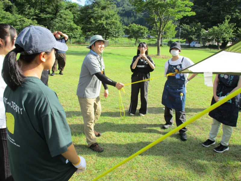 テント設営