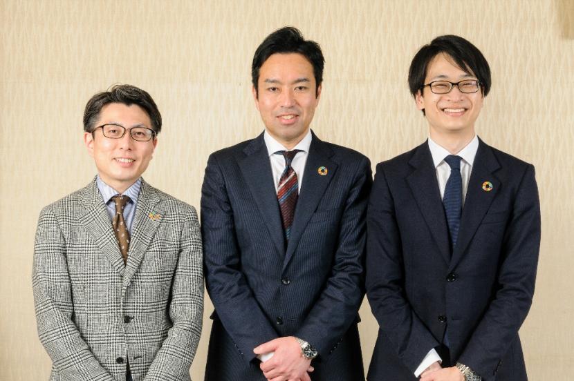 株式会社第一広告社代表取締役の尾形雄一郎さんと担当の皆さん