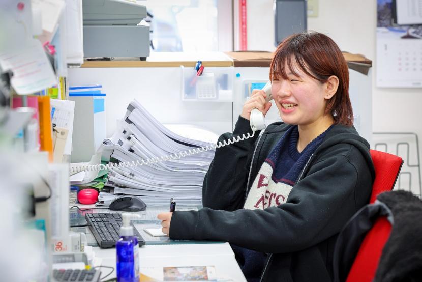 大友さんの業務の様子
