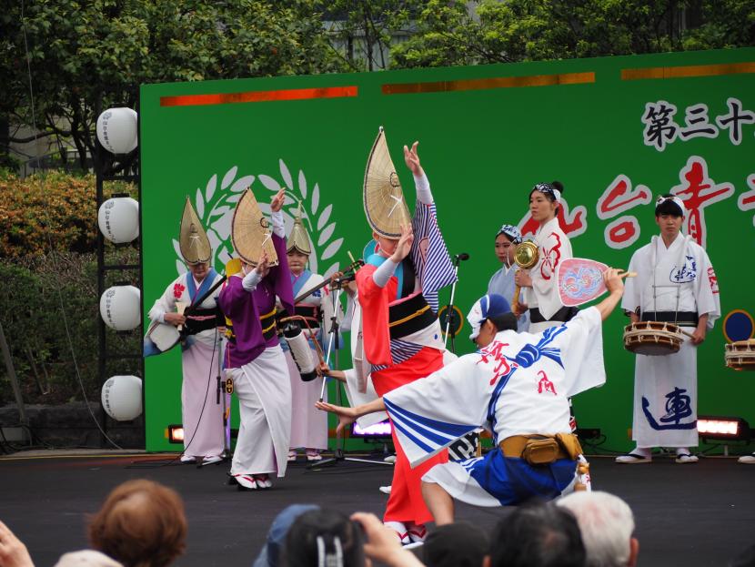 阿波おどり（市民広場）