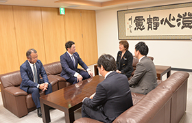 懇談の様子