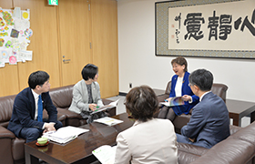 懇談の様子