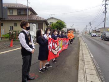 七郷小学校前キャンペーンの様子2