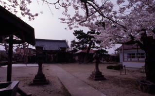 七郷神社の概観写真